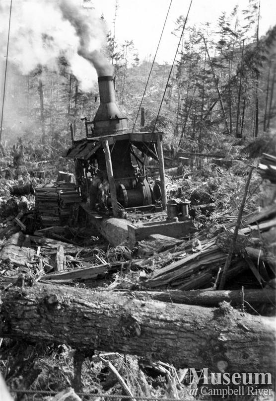 Steam donkey engine