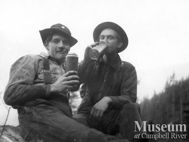 Byles and Groves Logging crew