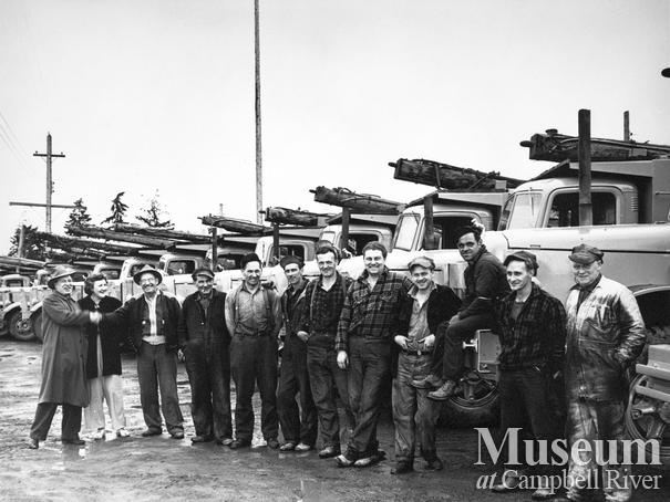 S and S Trucking fleet and crew