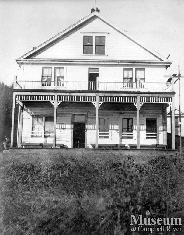 Hotel at Rock Bay