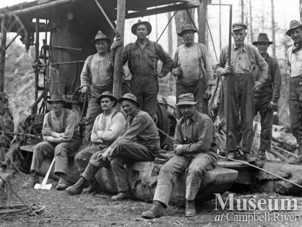 P.B. Anderson's crew at Knox Bay